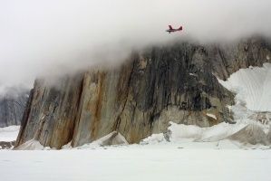 The last flight to make it out of the gorge - the cloud descended to the glacier 10 minutes later.