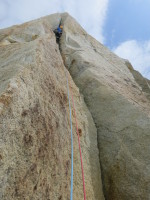 If this crack was in Yosemite Valley it would have a line of climbers waiting...