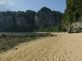 At low tide, one can walk easily between Tonsai and Railay