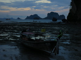 At low tide, Tonsai looks pretty rocky..