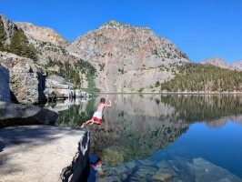 Final jump in the lake before we hike out