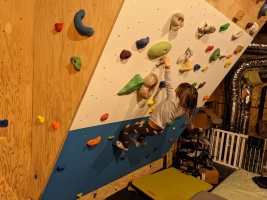 Zoe starting to climb on the steep wall :)