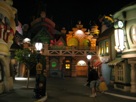It was quite dark, but this gives an idea of Toontown