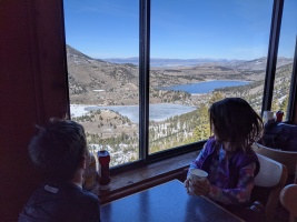 June Mountain lodge - with a view