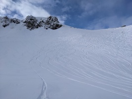 Sneaker powder day at Squaw, so fun