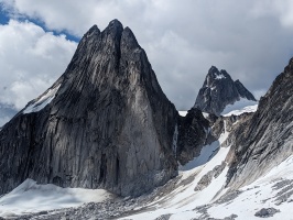 Snowpatch spire. Note the big rockfall scar!