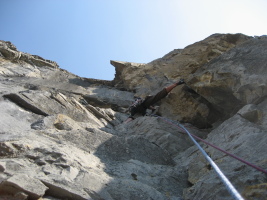 Stemming and posing on the last pitch, photo by Nayden