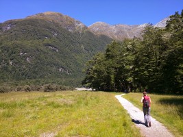 Hiking up to Chinaman's Bluff