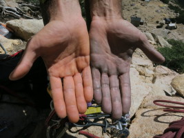 One of my gloves blew away in the wind - that's what rappelling with one glove does :-)