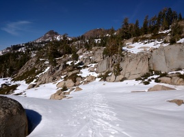 Skiing through granite cliffbands :)