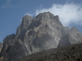 Batian (right) and Nelion (left), the 2 highest points of Mt Kenya