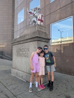 London! Meeting up with Penny for a brief stint in the city