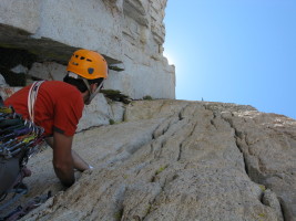 Me posing with the loong second pitch above me (notice the weird loose flake sticking out, that's only 2/3 the way)